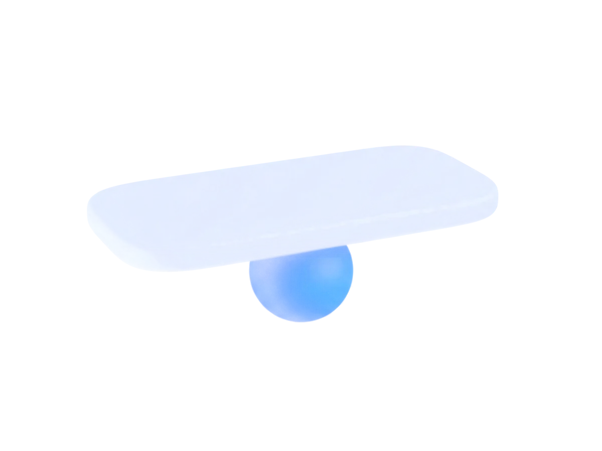 Eine graue Platte liegt im Gleichgewicht auf einer blauen Kugel.