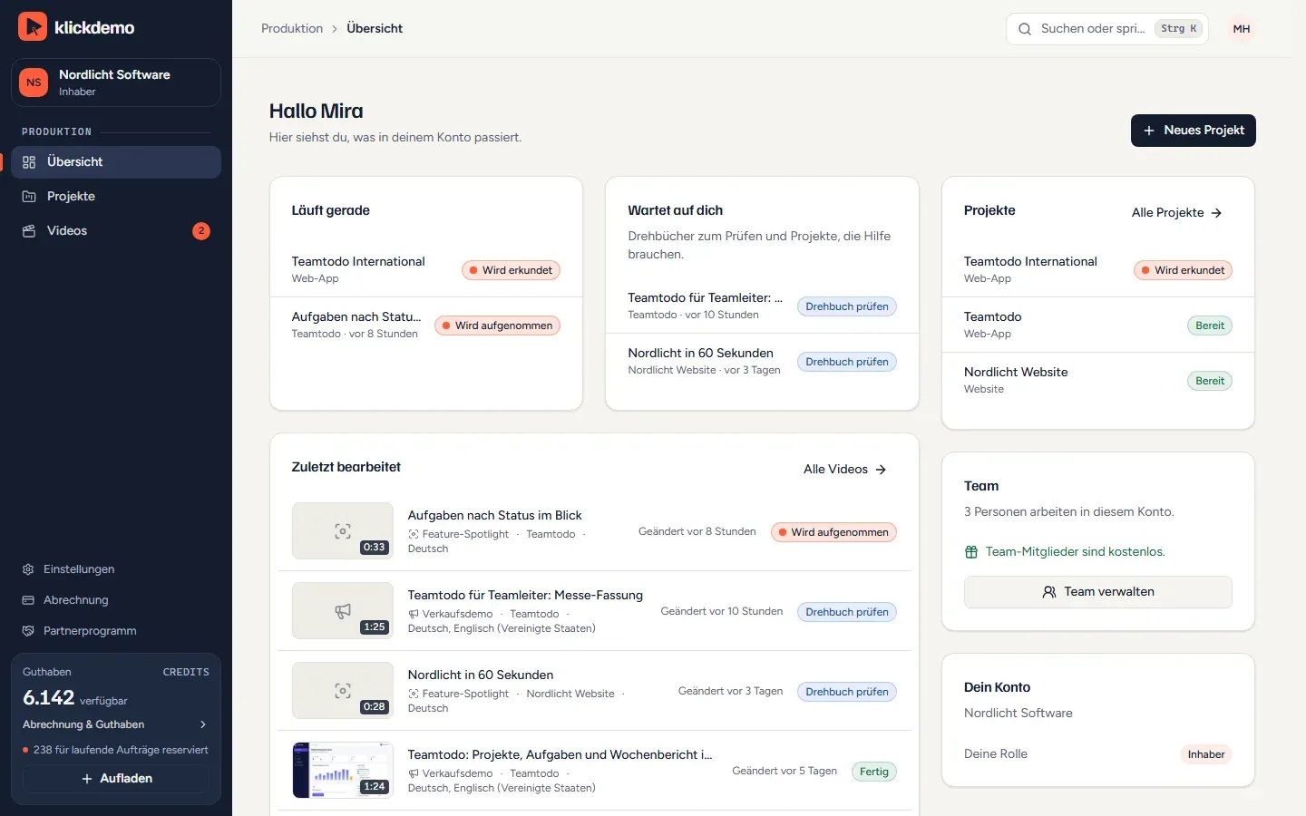 Screenshot: Übersicht mit laufender Erkundung und Aufnahme, Drehbüchern zur Prüfung und zuletzt bearbeiteten Videos (Demo-Konto)